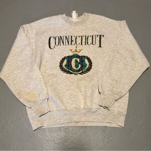 Vintage 90s Connecticut Crewneck spellout size large oversized fit